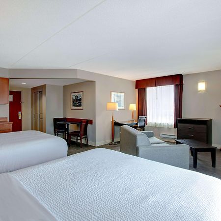 Days Inn & Suites By Wyndham Collingwood Extérieur photo