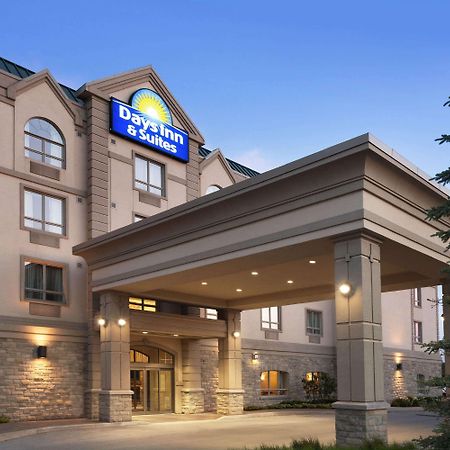 Days Inn & Suites By Wyndham Collingwood Extérieur photo