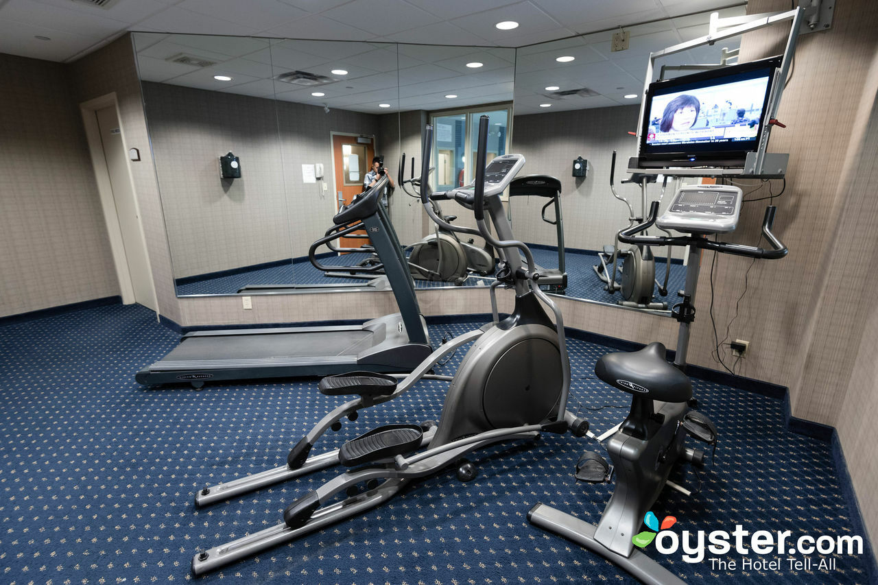 Days Inn & Suites By Wyndham Collingwood Extérieur photo